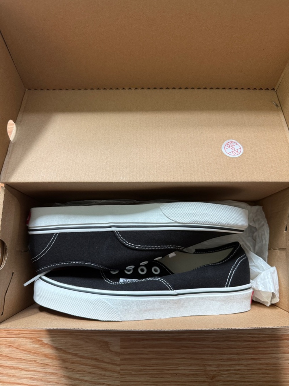 Authentic Vans - Picture 3 of 5